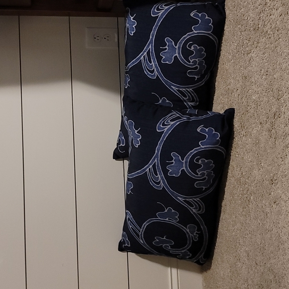 Pottery Barn Outdoor Navy Lumbar Pillows - Picture 2 of 8